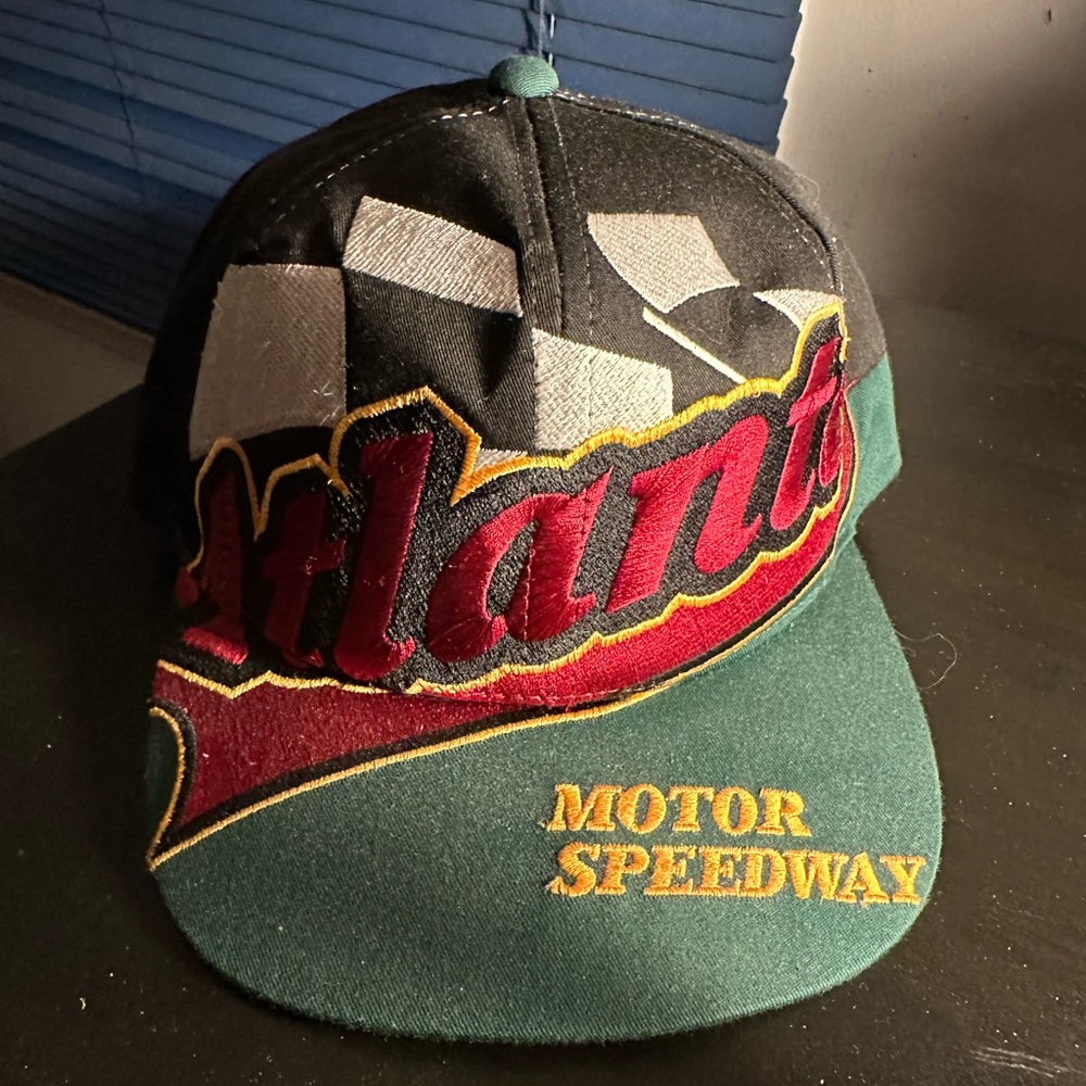 Vintage Atlanta Motor Speedway SnapBack NASCAR Motorsport Moto